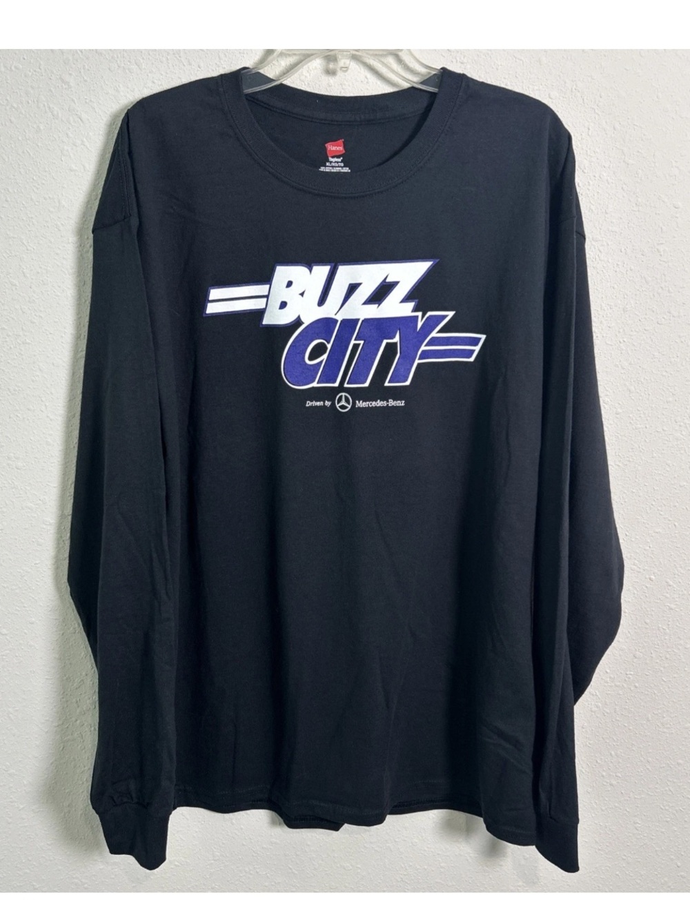 VTG Buzz City Mercedes-Benz Charlotte Hornets NBA Long Sleeve Shirt Mens XL 2013